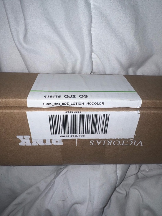 BRAND NEW Victoria’s Secret PINK Sugar Berry Body Lotion - Picture 5 of 5